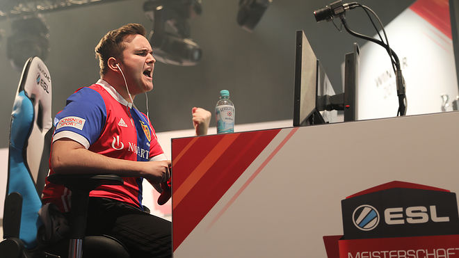 eSporter van Basel wint het Duitse ESL FIFA 18 Winterkampioenschap