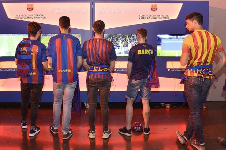 FC Barcelona gaat deelnemen aan de eerste PES eSports-toernooien