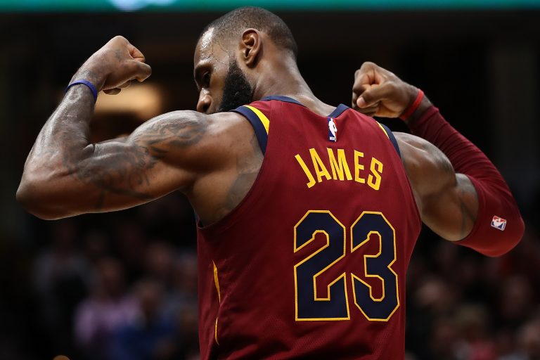 King James staat op de cover van de 20th Anniversary Edition van NBA 2K19