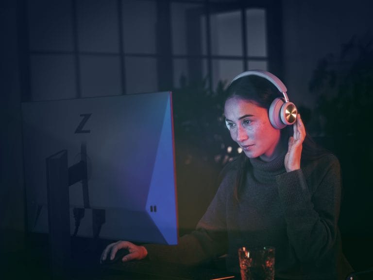 Review: Beoplay Portal – Is een luxe gaming koptelefoon van 499 euro, de moeite waard?