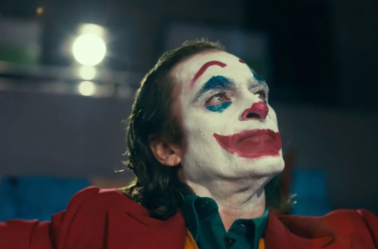 Beelden van nieuwe Joker-film gelekt, en… er is meer dan één Joker