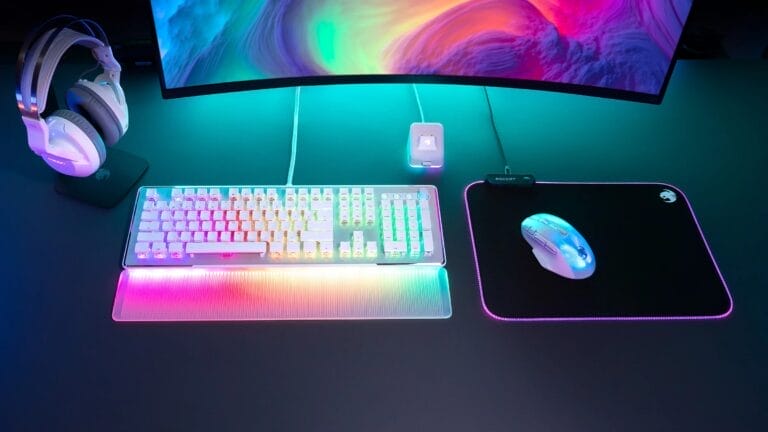 Review: Roccat Vulcan II Max– Mechanisch lichtshow gaming toetsenbord